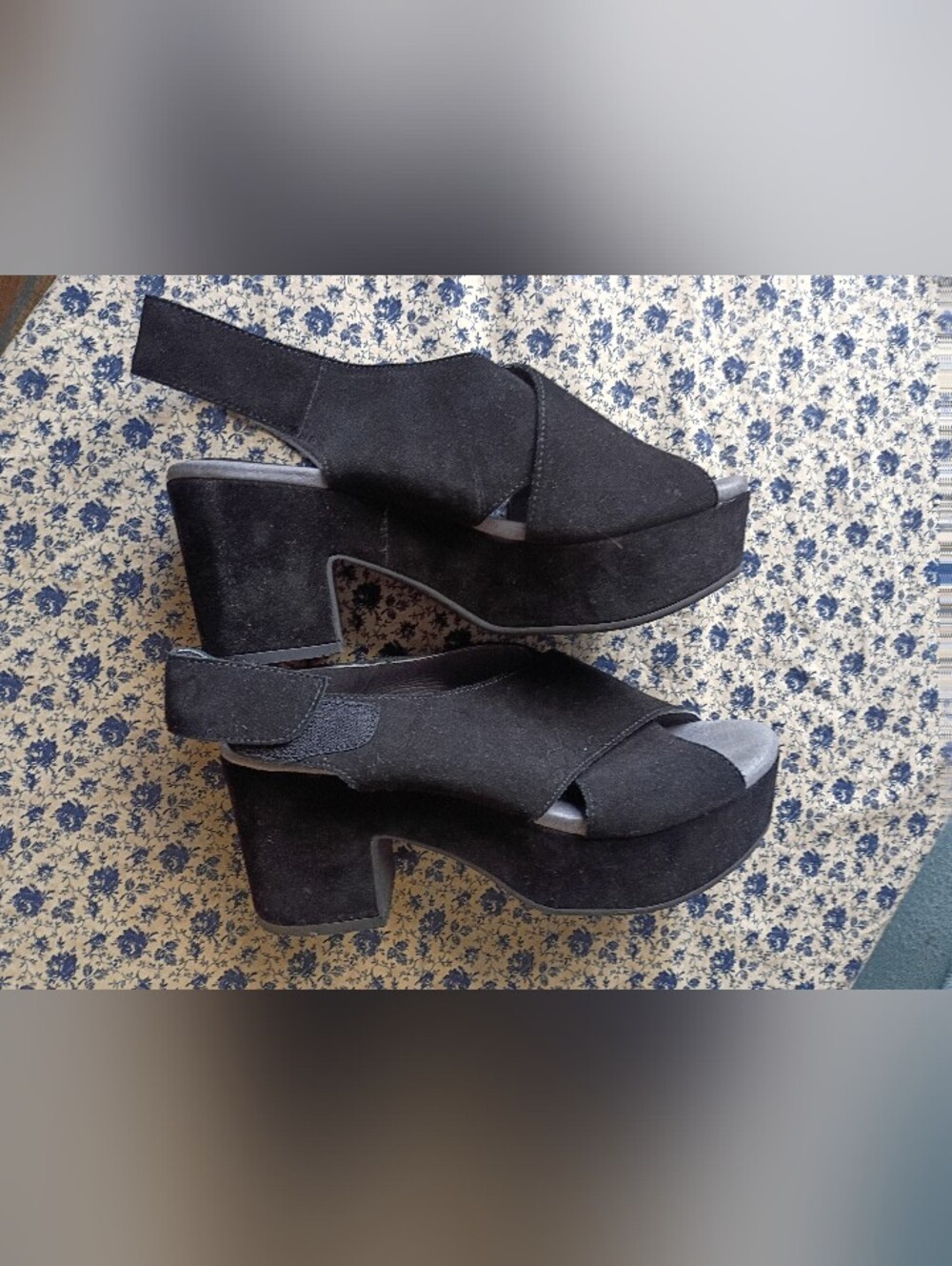 Chocolat Blu Black Suede Crisscross Platform Sandals